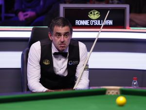 Supporting image for story: Ronnie O’Sullivan beaten by Barry Hawkins on opening day of UK Championship