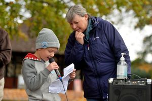 Carol Hyatt from Friends of the Earth with Dougie Davis, 7