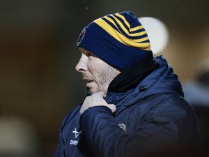 Supporting image for story: Shrewsbury v Newport County: Michael Appleton demands midweek repeat for 'must win' basement clash