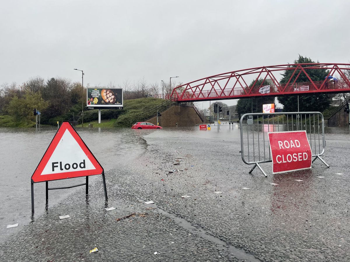 Met Office issues additional amber weather warning for rain in north east