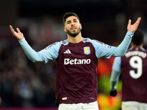 Supporting image for story: Marco Asensio double helps Villa into Champions League quarter-final against PSG