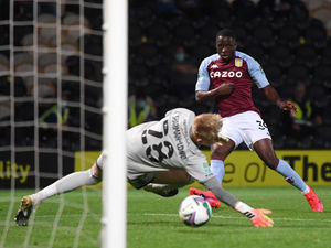 Supporting image for story: Keinan Davis agrees new Aston Villa deal