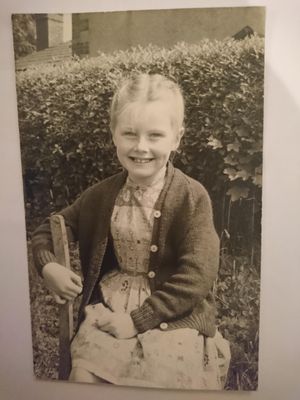 Linda Taylor as a child, of the fifth generation to have lived in the house