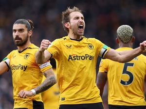 Supporting image for story: Wolves boss Julen Lopetegui pleased with centre-back options