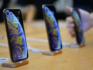 Supporting image for story: iPhone ‘spacebar trick’ sparks amazement among users