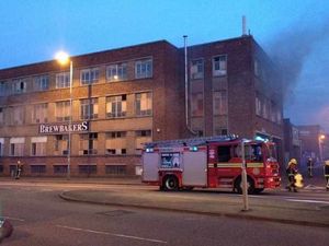 Supporting image for story: Seven fire crews battle Wolverhampton Brewbakers blaze