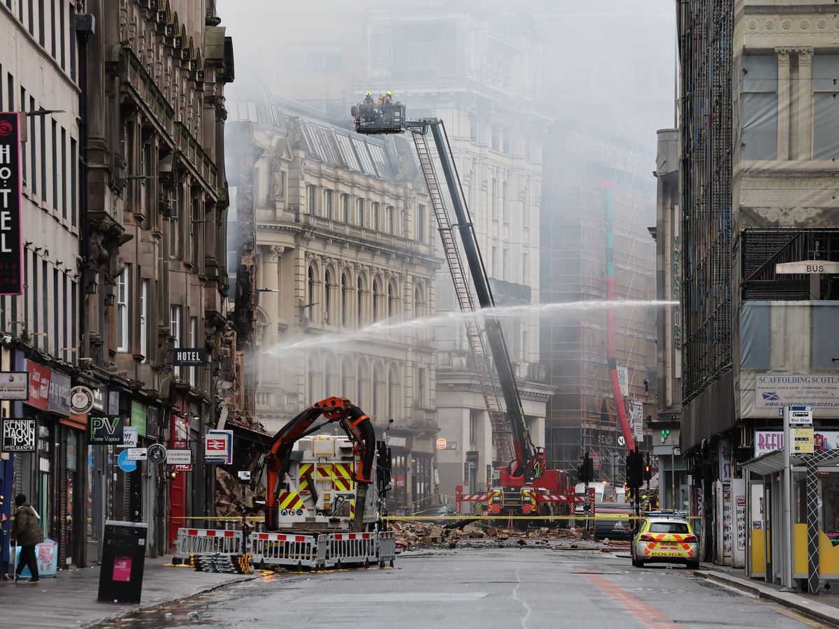 Glasgow Central likely to remain closed for second day after building fire