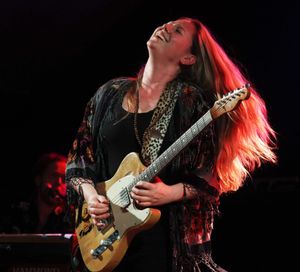 Joanne Shaw Taylor at Bilston's Robin 2. Pictures by: Andy Shaw