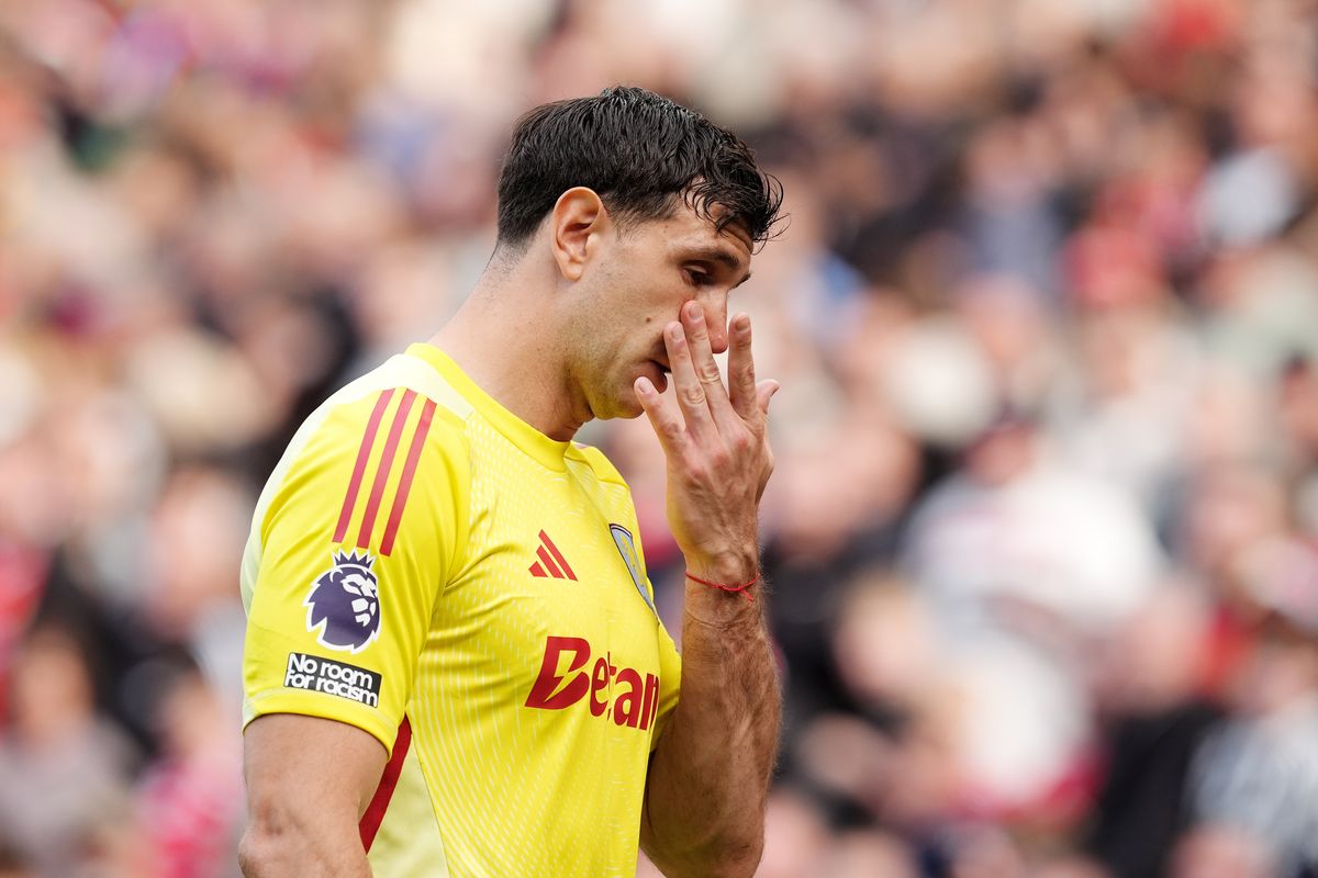 Aston Villa set to make formal complaint following controversial Manchester United defeat