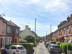 Supporting image for story: Street in Market Drayton to shut for weeks for Cadent gas pipe replacement works