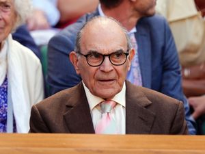 Supporting image for story: David Suchet says his brother John warned him not to play Poirot