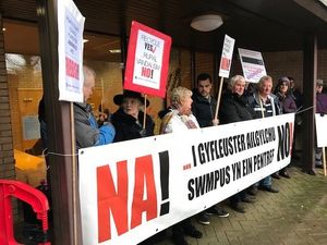 Campaigners against the bulking centre