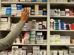 Supporting image for story: UK pharmaceutical sector ‘risks losing investment to other countries’