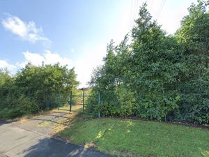 Supporting image for story: Prime site near Merry Hill shopping centre and The Waterfront sold for £400,000