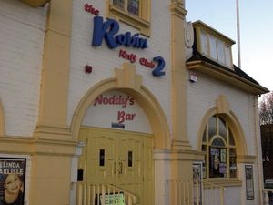 Supporting image for story: Robin shows called off due to snow rescheduled