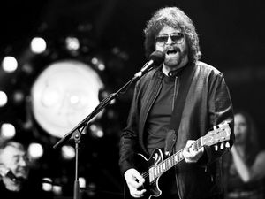 Supporting image for story: Birmingham rockers ELO talk ahead of hometown show