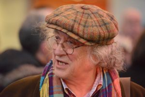 Noddy Holder helping to switch the Christmas lights on in 2014 at Walsall Manor Hospital