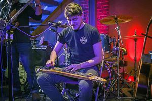 Supporting image for story: Blues club's first gig of 2017 raises £1,000 for Cancer Research in single night