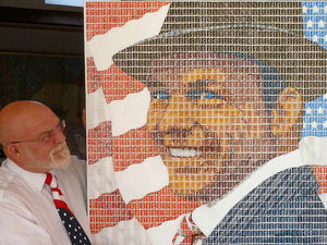 Supporting image for story: I did it my way! Portrait for Frank Sinatra's 100th birthday in stamps