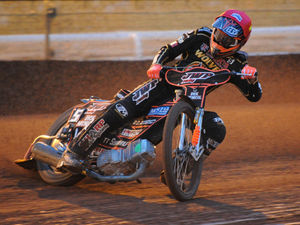 Supporting image for story: Sam Masters' showing fails to save Wolverhampton Wolves
