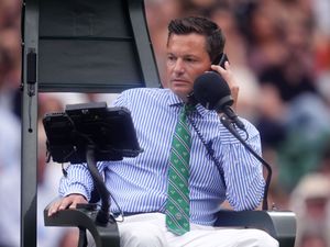 Supporting image for story: Wimbledon officials apologise after line-calling tech is turned off in error