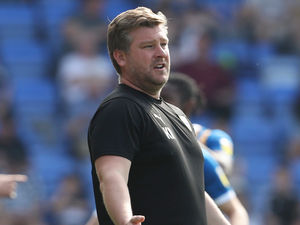 Supporting image for story: Half-time tunnel fracas inspired Oxford to Shrewsbury Town turnaround, says Karl Robinson