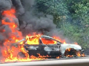 Supporting image for story: Dramatic rush-hour blaze brings M54 to a standstill