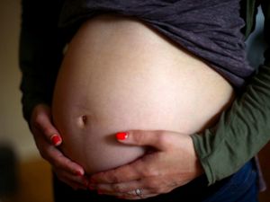 Supporting image for story: Earlier test for diabetes in pregnancy ‘beneficial for mothers and babies’