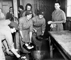 ATS women get cooking.