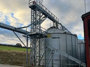 Supporting image for story: 700 tonnes of grain catches fire on south Shropshire farm