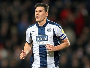 Supporting image for story: Darren Moore: Returning to Villa Park won't faze Gareth Barry