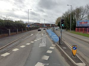 Supporting image for story: Motorcyclist injured as road closed following crash