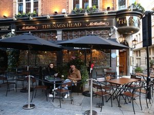 Supporting image for story: Services sector returns to growth for first time in four months