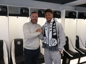 Supporting image for story: Pitmen swoop for former Yeltz favourite