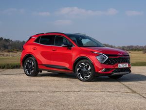 Supporting image for story: These were the best-selling cars in July