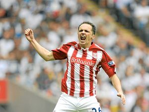 Supporting image for story: Shrewsbury v Colchester preview: Confusion at Colchester but Etherington is back in charge