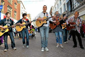  Performers on Pride Hill during last years Big Busk