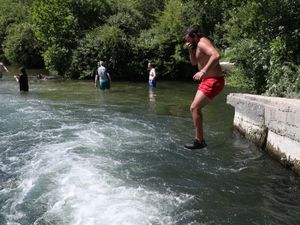 Supporting image for story: Water firms make river pledges after Government pressure