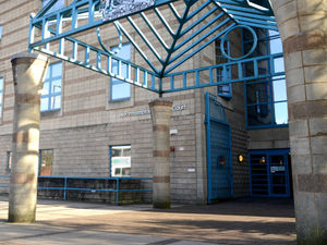 Supporting image for story: Man admits possessing drugs and stun gun on arrest in Walsall