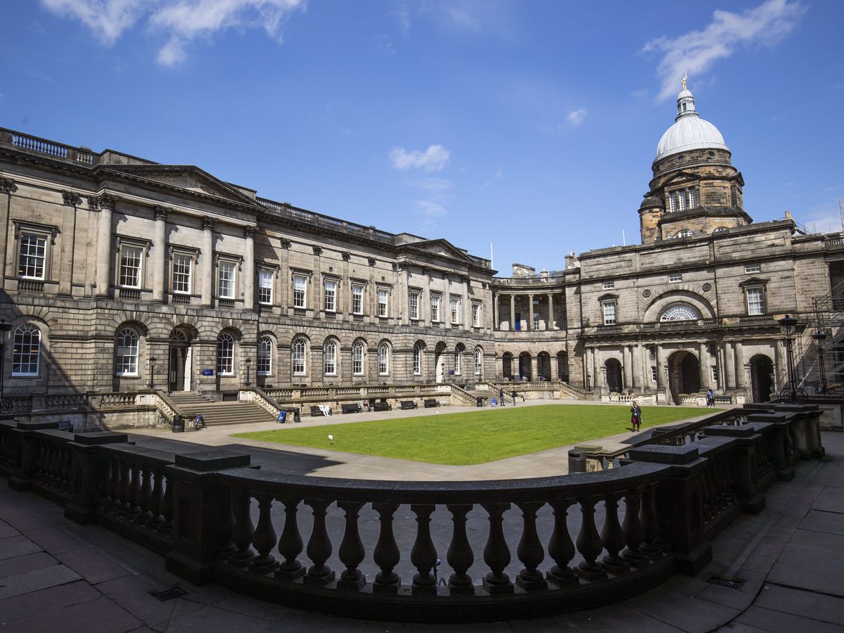 University warns of &lsquo;urgent financial challenges&rsquo; as new redundancy scheme opens