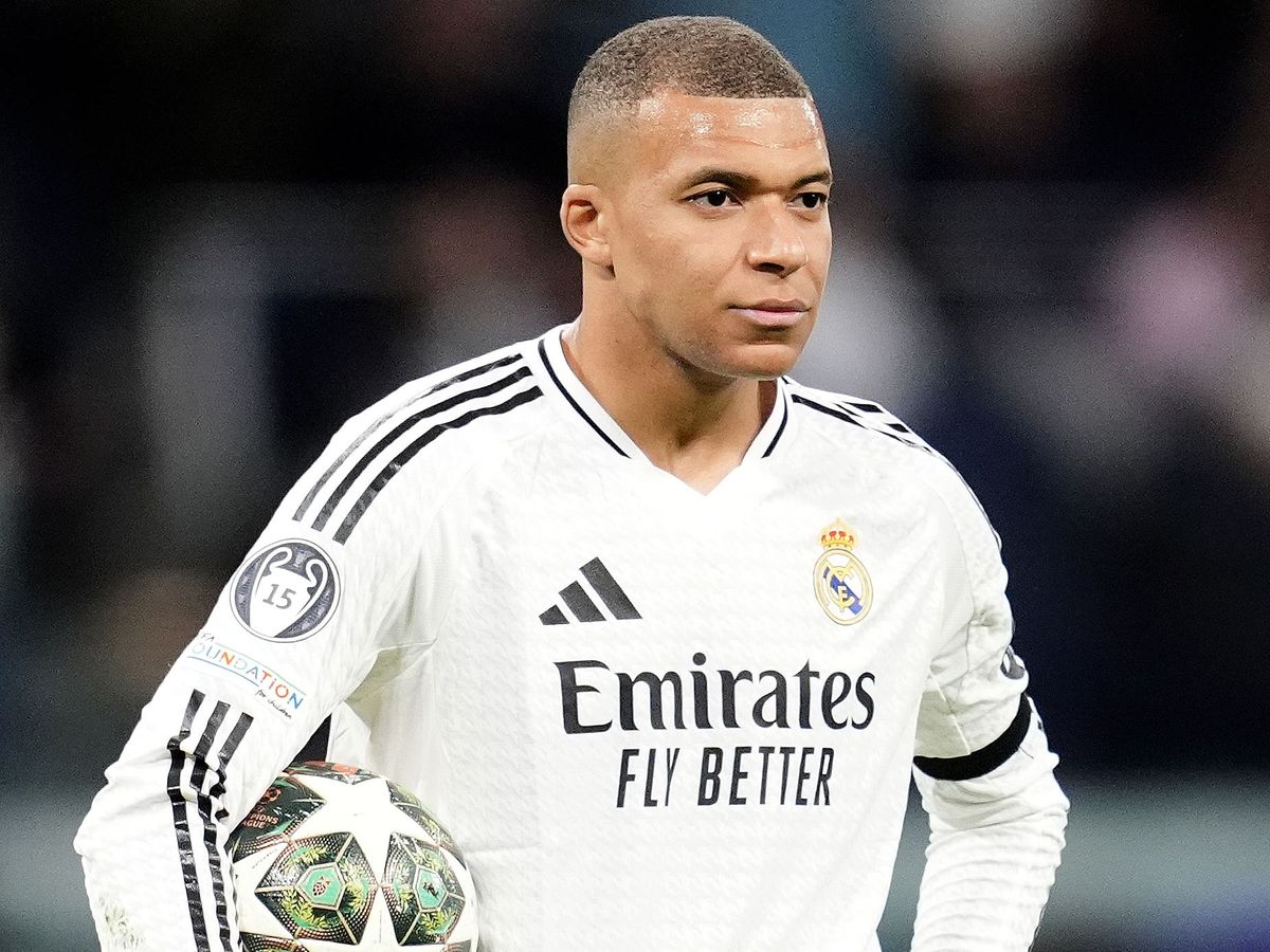 Kylian Mbappe admitted to hospital with acute gastroenteritis