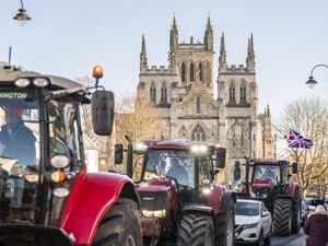 Supporting image for story: Farmers gather across the UK in new protests over inheritance tax reforms