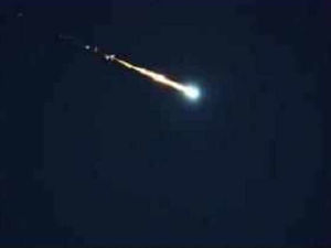 Supporting image for story: Meteors spark a flurry of 999 calls
