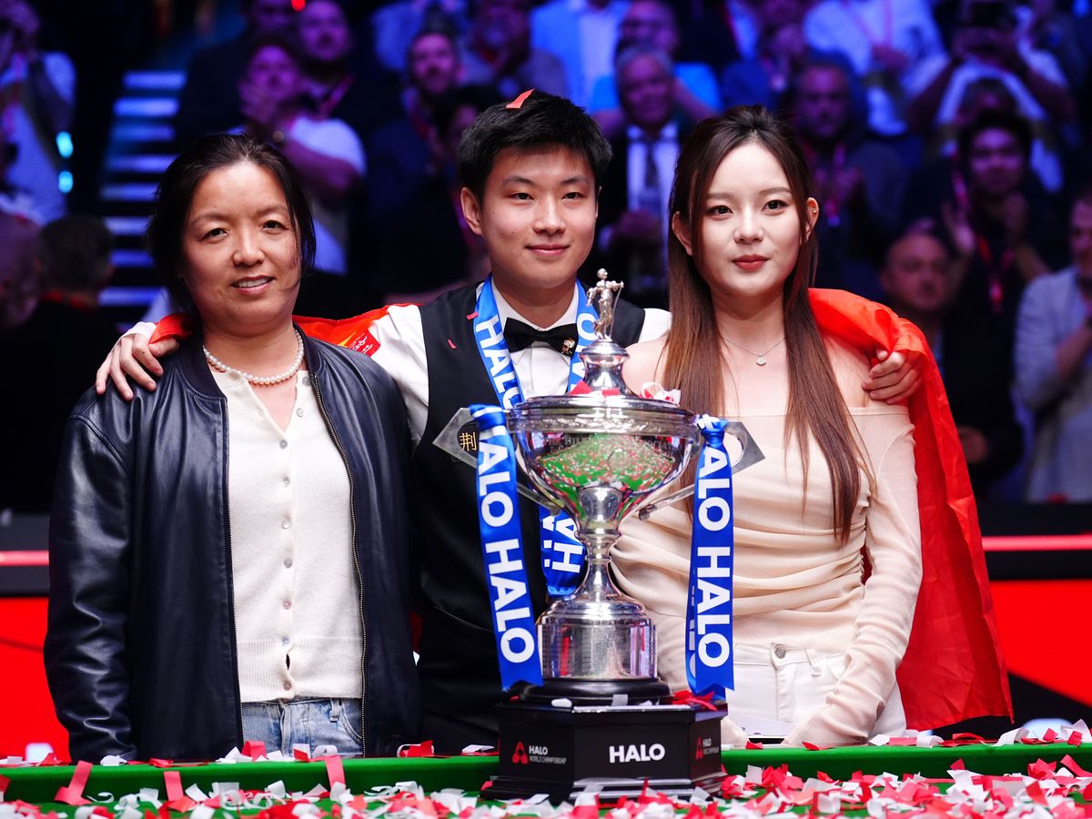 World champion Zhao Xintong’s manager will not let spending splurges wreck dream