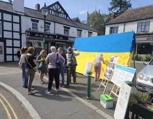 lots of interest at the flag signing