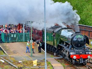 Supporting image for story: Flying Scotsman in Shropshire: Iconic engine steams through county - with pictures and video