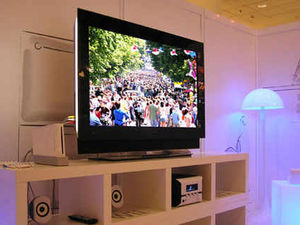 Supporting image for story: We don't all look to the Sky for the best TV