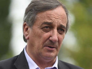 Supporting image for story: Farmers 'paying for' UK deflation, says NFU leader on Shropshire visit