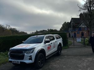 Supporting image for story: The 'driving force' behind Shrewsbury rowing club's junior team