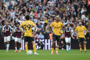 Mario Lemina and Goncalo Guedes dejected as Wolves lose at Villa (Photo by Shaun Botterill/Getty Images)